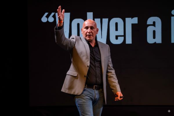 Talleres y Conferencias